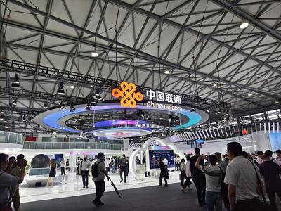 2024 MWC上海观察  5G-A与AI融合加速，基础电信业务如何开启新未来？